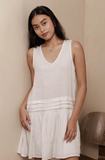 Classic Linen Sleeveless Pleated Dress in White